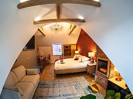 The Lovelace Residence
