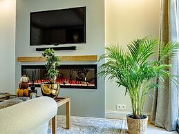 The Lovelace Residence