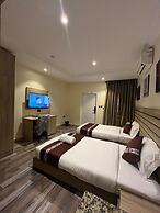Moz One Apartments