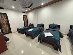 Aangan Guest House