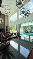 De Flourishing Hill Escape, Cha Am