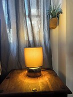 Marble Arch Chic Apartment With Air Conditioner
