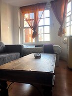 Marble Arch Chic Apartment With Air Conditioner