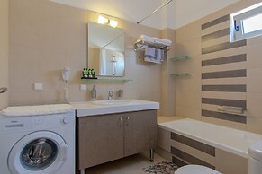Yanni's villas