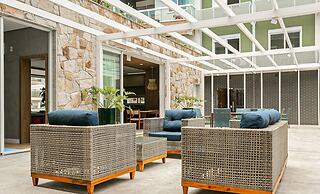 Seaside Condominium in Campeche-florianopolis SHR