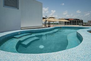 Barcelona Condos Cancun