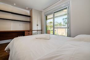 Modern Apt With Balcony 150m From the sea Abc0202