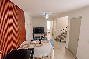 FFamily House & Water Park Tlayecac 3 BR