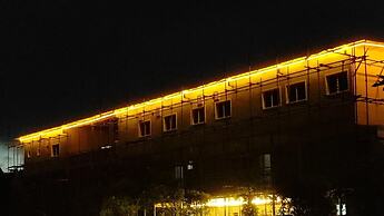 Port Vila airport hotel