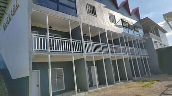 Port Vila airport hotel