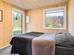 6 Person Holiday Home in Vaeggerlose