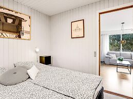 6 Person Holiday Home in Vaeggerlose