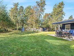 6 Person Holiday Home in Vaeggerlose