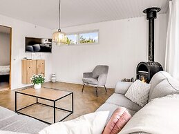 6 Person Holiday Home in Vaeggerlose
