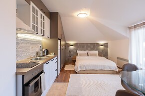 Pirin Sense Apartment Complex