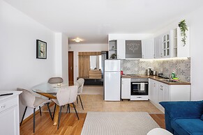 Pirin Sense Apartment Complex