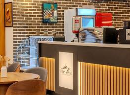 Pirin Sense Apartment Complex