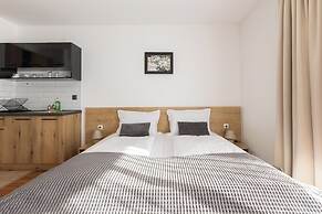 Pirin Sense Apartment Complex