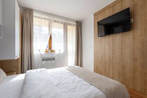 Pirin Sense Apartment Complex