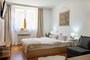 Pirin Sense Apartment Complex