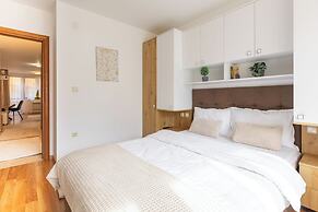 Pirin Sense Apartment Complex