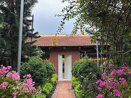 Ngoc Linh Villas Hotel