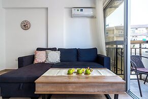 Berries 1-BR Apt in Larnaca