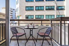 Berries 1-BR Apt in Larnaca