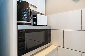 Berries 1-BR Apt in Larnaca