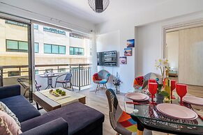Berries 1-BR Apt in Larnaca