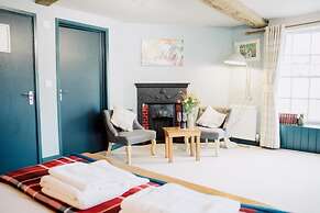 Corner House