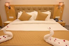 Hotel Kashi Crown