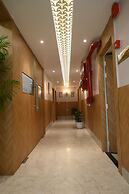 Hotel Kashi Crown