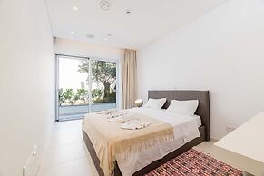 Vivo Mare Panorama Beachfront Villa