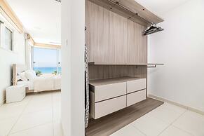 Vivo Mare Panorama Beachfront Villa