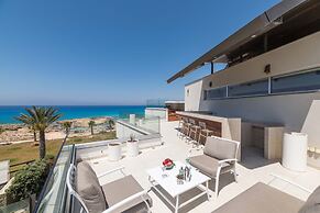 Vivo Mare Panorama Beachfront Villa