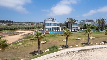 Vivo Mare Panorama Beachfront Villa