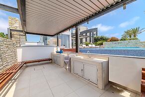 Vivo Mare Panorama Beachfront Villa