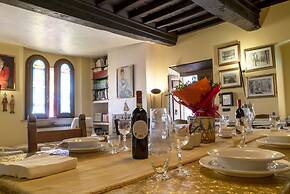 Country Historical House Lucca