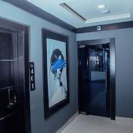 Noir by Fortys