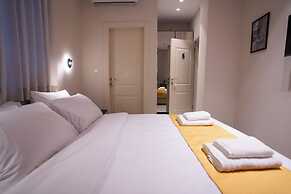 Roots Boutique Hotel