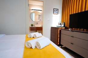 Roots Boutique Hotel