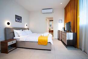 Roots Boutique Hotel