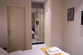 Roots Boutique Hotel