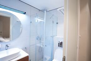 Roots Boutique Hotel