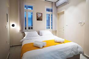 Roots Boutique Hotel