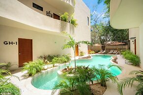 Apartment with Private Pool in Tulum