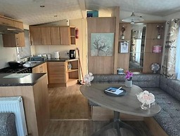 St Osyth Beach 3-bed Caravan, Sleeps 8, Parking