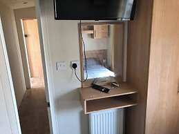 St Osyth Beach 3-bed Caravan, Sleeps 8, Parking