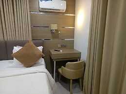 HARIS HOTEL
